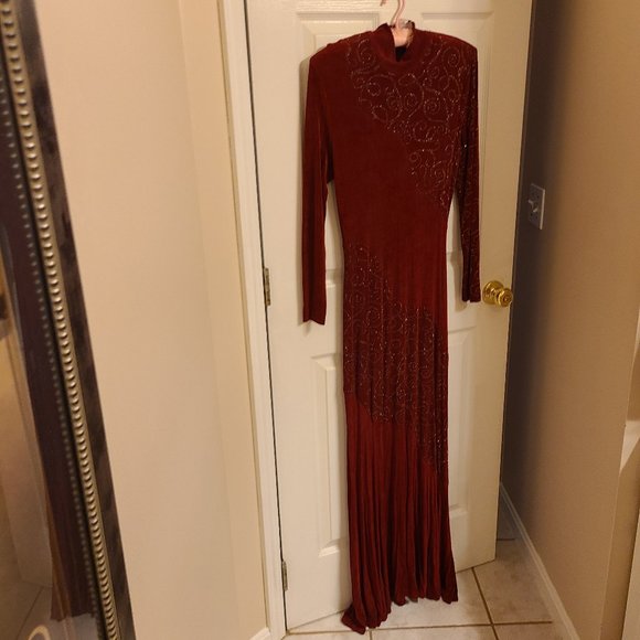 Vintage Lori Weidner Garnet Gown - Picture 12 of 14